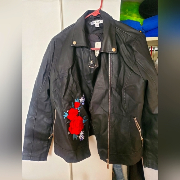 Jacket - Picture 1 of 2